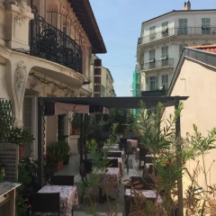 Отель Hôtel Lépante
