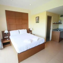 Отель The Icon Place at Nurn Plub Wan 3* Улучшенный номер с различными типами кроватей фото 4