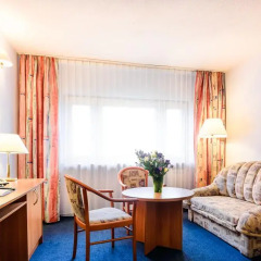 Sangate Hotel Airport 3* Апартаменты фото 3