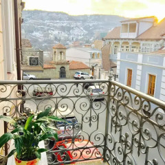 Отель with Balcony on Metekhi Street Грузия, Тбилиси - отзывы, цены и фото номеров - забронировать отель with Balcony on Metekhi Street онлайн балкон
