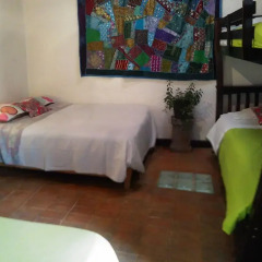 Hostel Mexico Df Airport Стандартный семейный номер