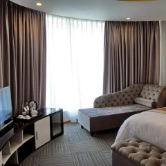 The World Hotel Nha Trang 3* Люкс с различными типами кроватей фото 6