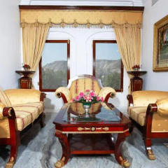 Отель The Raj Palace (Small Luxury Hotels of the World) 5* Номер Делюкс с различными типами кроватей фото 8
