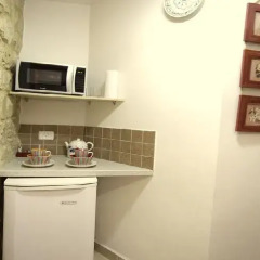 Отель Haifa Guest House Стандартный номер фото 7