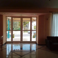 Отель Cybele Guest Accommodation бассейн
