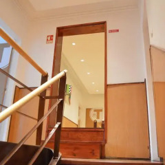 Terrace Lisbon Hostel Кровать в женском общем номере с двухъярусной кроватью фото 3