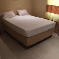 Отель Kingston Paradise Place Guesthouse Стандартный номер с различными типами кроватей фото 10