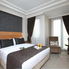 Emerald Hotel 3* Стандартный номер с различными типами кроватей фото 6