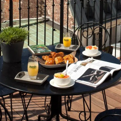 Отель Hôtel des 3 Poussins Франция, Париж - 3 отзыва об отеле, цены и фото номеров - забронировать отель Hôtel des 3 Poussins онлайн питание