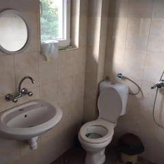 Отель Guesthouse Kutela Болгария, Чепеларе - отзывы, цены и фото номеров - забронировать отель Guesthouse Kutela онлайн ванная