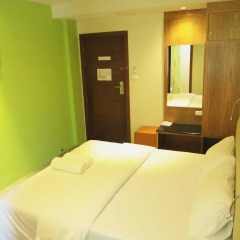 Phuket Ecozy Hotel 3* Номер категории Эконом с различными типами кроватей фото 3