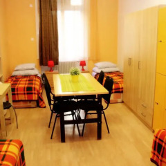 Budapest Budget Hostel Стандартный номер с различными типами кроватей (общая ванная комната) фото 13