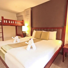 Отель Phuket Orchid Resort and Spa 4* Стандартный семейный номер с разными типами кроватей фото 11