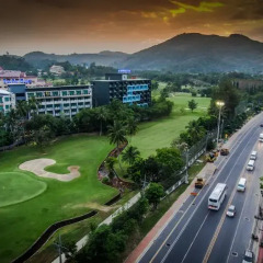 Отель The Par Phuket