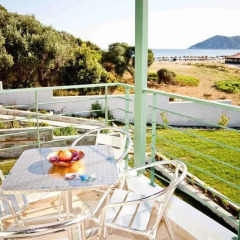 Отель Aselinos Suites 3* Коттедж с различными типами кроватей фото 16