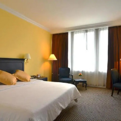 Отель The Tawana Bangkok 3* Улучшенный номер с разными типами кроватей фото 6