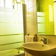 Отель Hostal Restaurante El Paso Испания, Байлен - отзывы, цены и фото номеров - забронировать отель Hostal Restaurante El Paso онлайн ванная фото 2