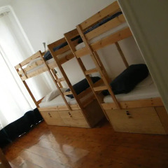 Garden House Hostel Кровать в общем номере двухъярусные кровати