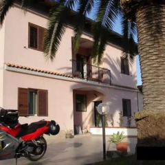 Отель B&B Villa Pegaso Фонтане-Бьянке парковка