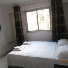 Апартаменты Studio Apartment Californie комната для гостей фото 3