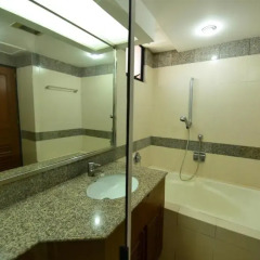 Отель President Park - Ebony Towers - unit 11A Бангкок ванная