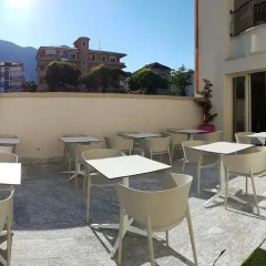 Отель Al Campanile Aparthotel And Suite Бавено бассейн