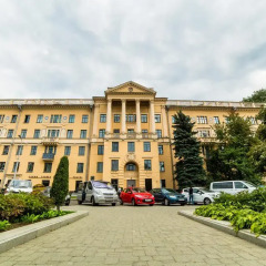 Отель Guide of Minsk Ploschad Pobedy Минск парковка