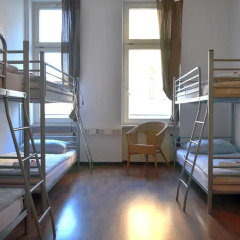 Отель Oskars Absteige Кровать в общем номере с двухъярусной кроватью фото 2