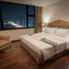Grand Tower Inn Rama VI Hotel 3* Номер Делюкс с различными типами кроватей фото 4