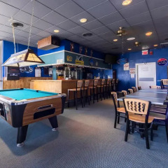 Отель Econo Lodge Кингсвилль гостиничный бар