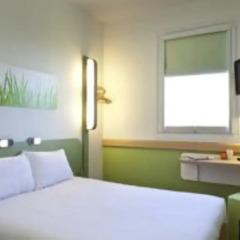 Отель ibis budget Nice Aeroport Promenade des Anglais 2* Стандартный номер с двуспальной кроватью фото 9