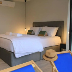 Отель Thai Kamala Beach Front Улучшенный номер двуспальная кровать фото 13