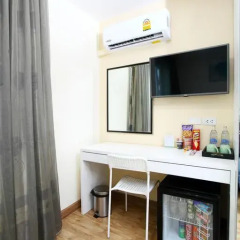 Отель Icheck Inn Sukhumvit 22 3* Улучшенный номер фото 15