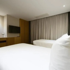 Hotel New Oriental Myeongdong 3* Стандартный номер с 2 отдельными кроватями фото 2