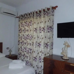 Отель Red Rose Guest house 2* Апартаменты с различными типами кроватей