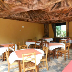 Отель Chel and Vade Cottages питание