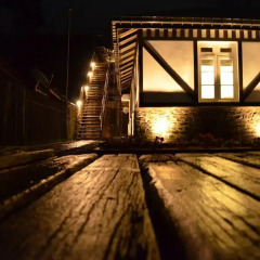 Отель 26 Loversleap Cottage бассейн