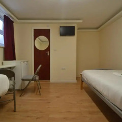 Barking Hotel 3* Стандартный номер с различными типами кроватей