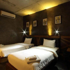 B2 Bangkok Hotel - Srinakarin 3* Улучшенный номер с различными типами кроватей