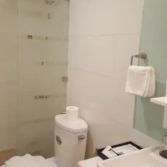 Minh Khang Hotel 3* Стандартный номер с различными типами кроватей фото 2
