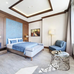 Grand Hotel de Pera 4* Семейный люкс с двуспальной кроватью