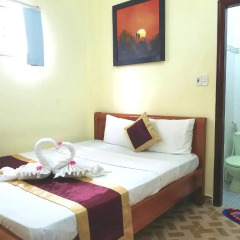 Отель Homestay Thanh Phuong 2 2* Улучшенный номер с двуспальной кроватью фото 3