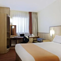 Отель ibis Al Barsha 3* Стандартный номер с различными типами кроватей фото 3