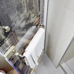 Отель Red Planet Bangkok Surawong 3* Стандартный номер с различными типами кроватей фото 7