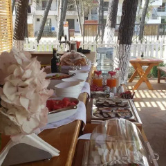 Отель Aparthotel Vila Tufi Албания, Шенджин - отзывы, цены и фото номеров - забронировать отель Aparthotel Vila Tufi онлайн питание фото 3