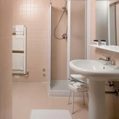 Hotel Diana 4* Стандартный номер фото 8