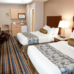 Отель Ramada by Wyndham Vancouver Downtown Канада, Ванкувер - отзывы, цены и фото номеров - забронировать отель Ramada by Wyndham Vancouver Downtown онлайн комната для гостей фото 4