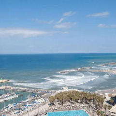 Herods Hotel Tel Aviv by the Beach 5* Номер Делюкс с двуспальной кроватью фото 4