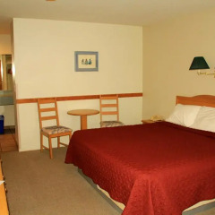 Отель Cariboo Lodge 2* Стандартный номер с различными типами кроватей фото 2