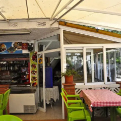 Отель Camping Ampurdanés Курорт Росес гостиничный бар